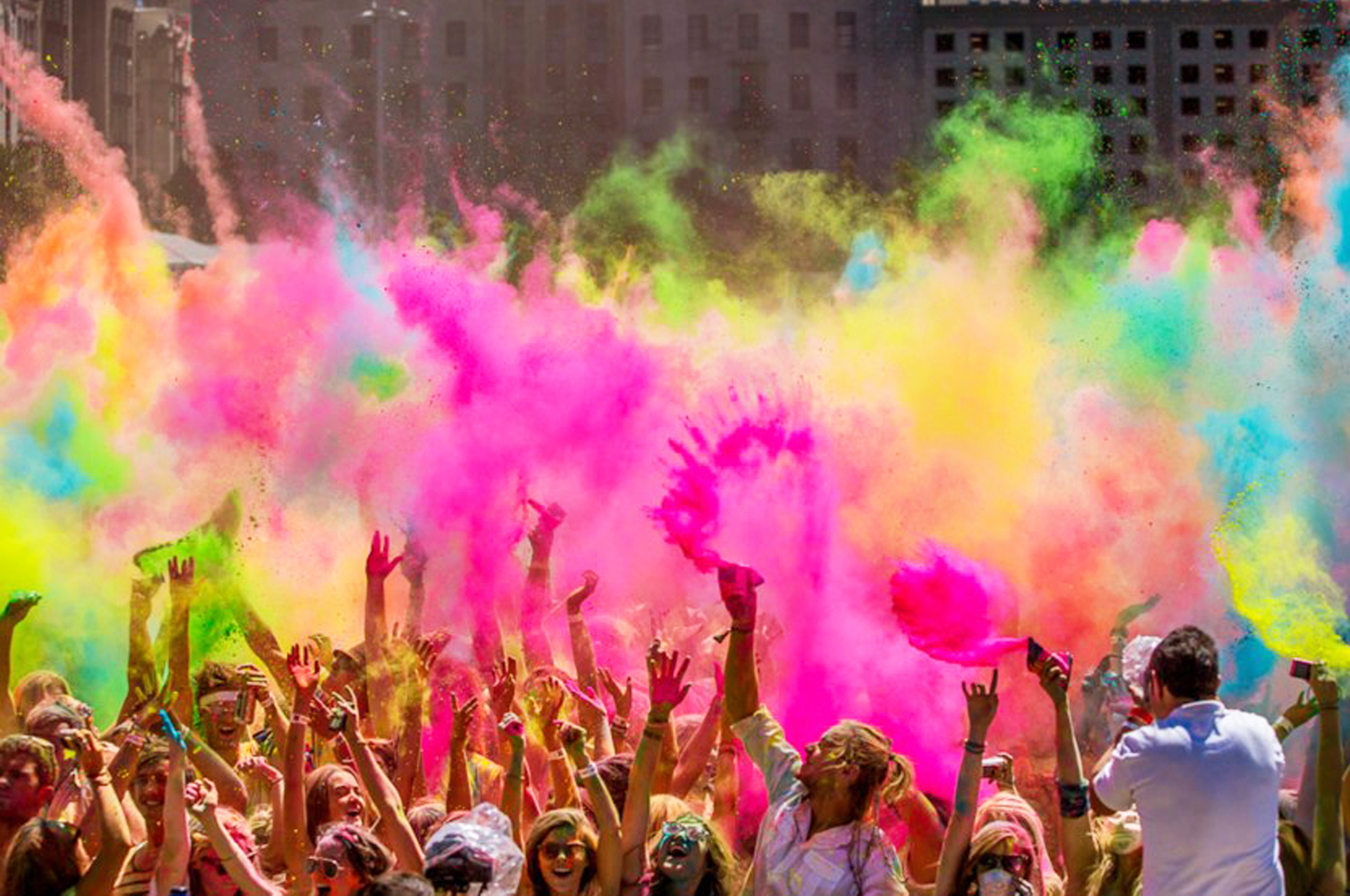HOLI%20ONE_09.jpg