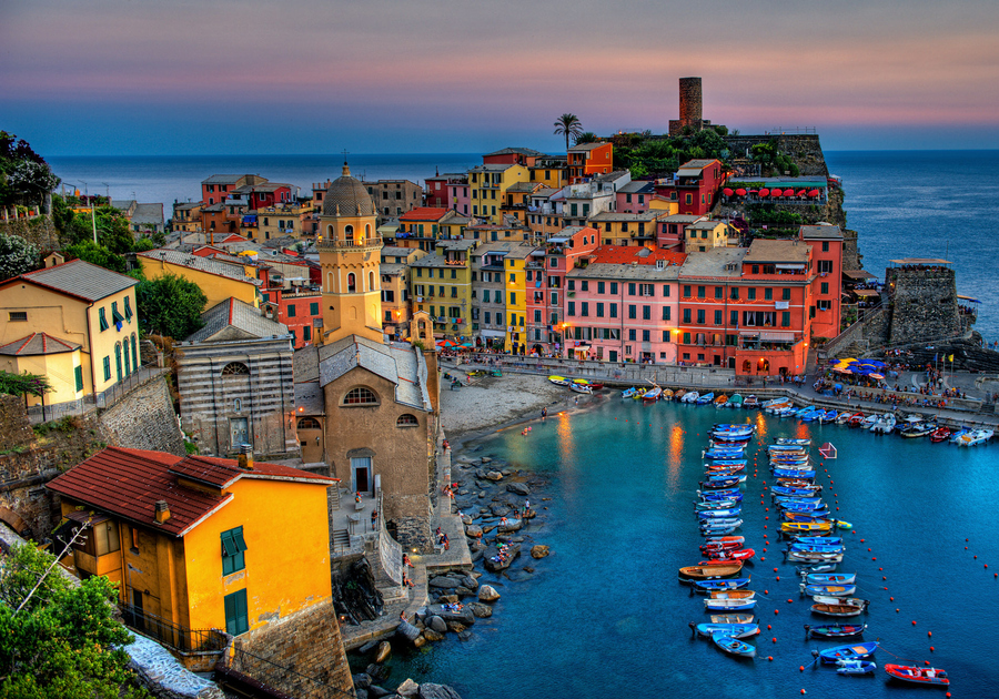 Vernazza-Italy.jpg